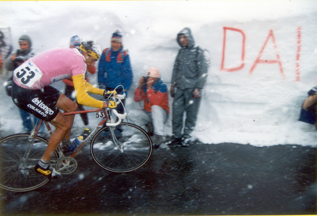 Franco Chioccioli in the 1988 Giro d'Italia on the Gavia Pass