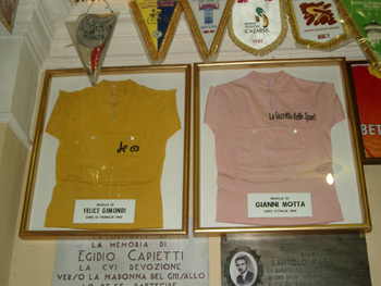 Felice Gimondi's yellow jersey