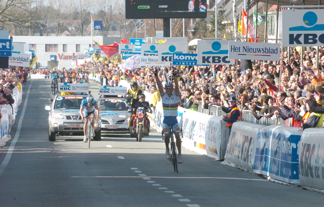 Tom Boonen wins the 2006 Tour of Flanders