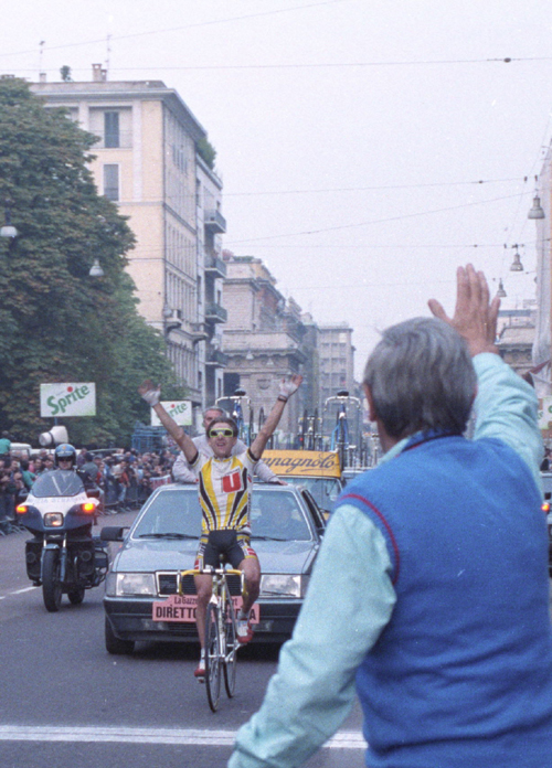 Charly Mottet wins the 1988 Giro di Lombardia