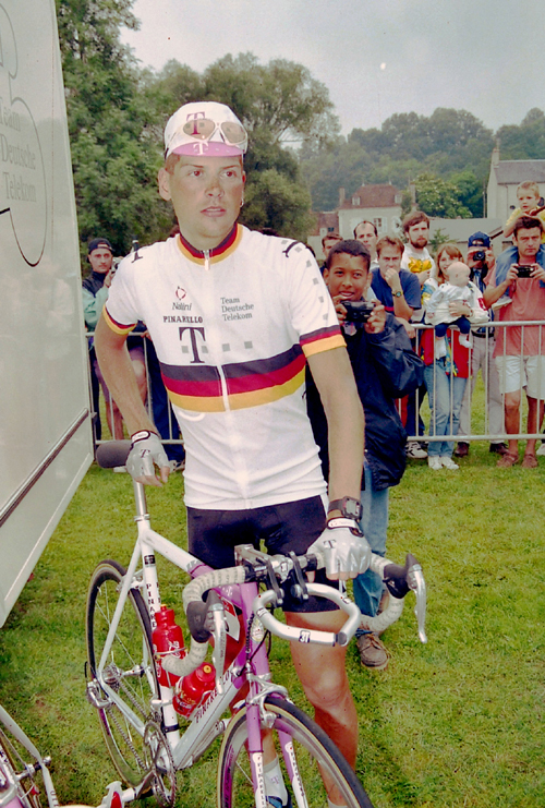 Ullrich at the start of stage 4 of the 1997 Tour de France