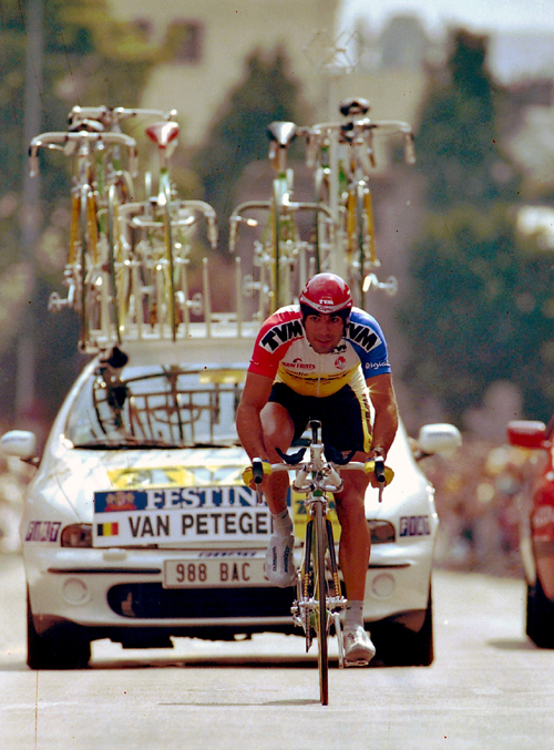Peter van Petegem rides the 1997 Tour de France prologue n Rouen