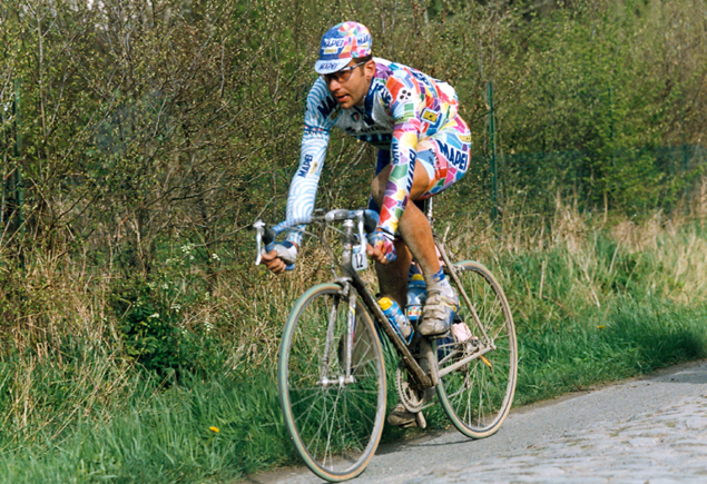 ranco Ballerini in the 1998 paris Roubaix