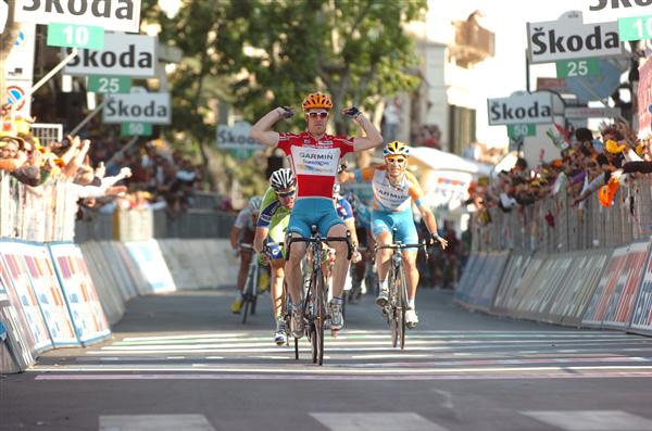 Farrar wins stage 10