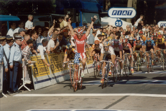 Mario Cipollini wins the first stage of the 1997 Tour