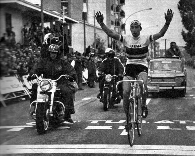 Merckx wins stage 2 of the 1968 Giro d'Italia
