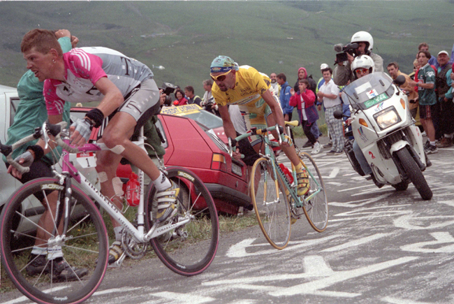 Ullrich and Pantani in the 1998 Tour de France