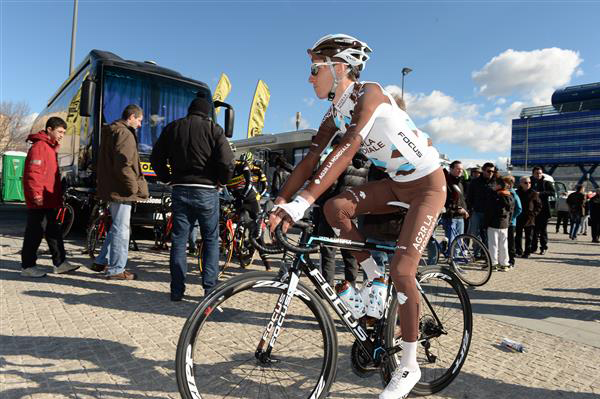 Romain Bardet heads to the start