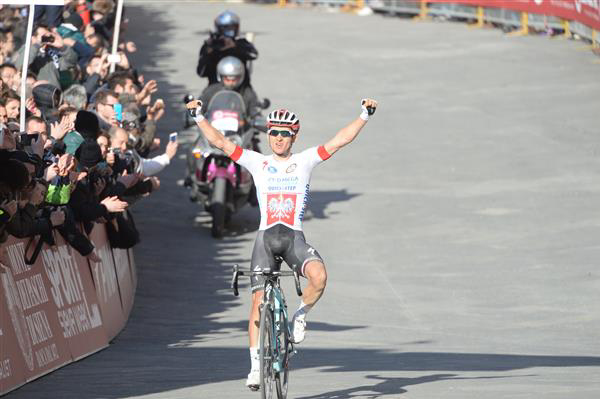 Micahl Kwiatkowski wins the 2014 Strade Bianche